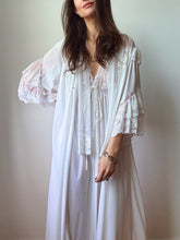 Load image into Gallery viewer, Vintage Slip &amp; Robe Set
