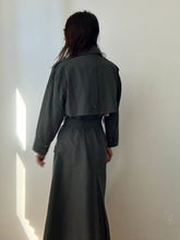 Load image into Gallery viewer, Grey trench coat
