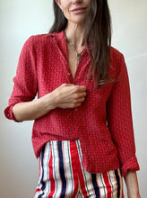 Load image into Gallery viewer, Red Silk button up blouse
