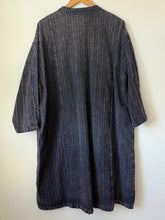 Load image into Gallery viewer, Bohemian patchwork indigo coat
