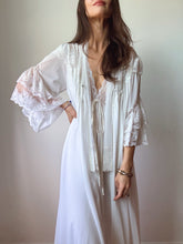 Load image into Gallery viewer, Vintage Slip &amp; Robe Set
