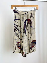 Load image into Gallery viewer, Vintage pleated shorts
