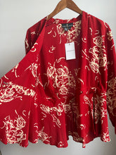 Load image into Gallery viewer, Patterned Peplum Blouse

