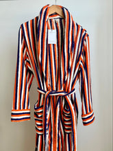 Load image into Gallery viewer, 1970s robe coat
