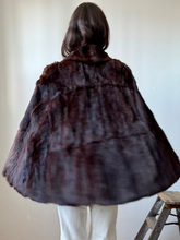 Load image into Gallery viewer, 1940s Mink Fur cape coat
