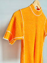 Load image into Gallery viewer, 1970’s ss knit shirt
