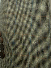 Load image into Gallery viewer, Reworked Oscar de la Renta cropped blazer
